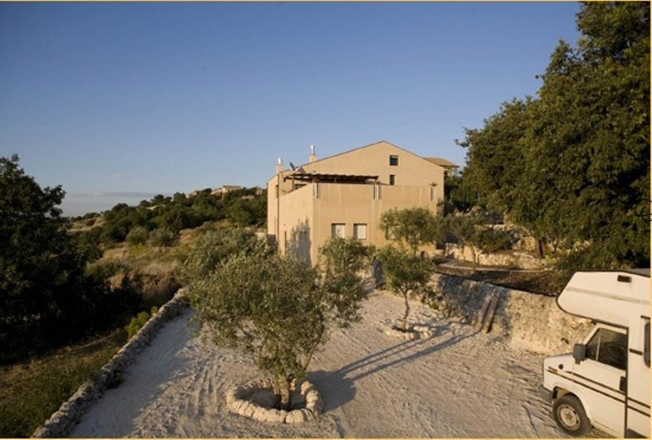 Casa Vacanze Modicarte Exterior photo